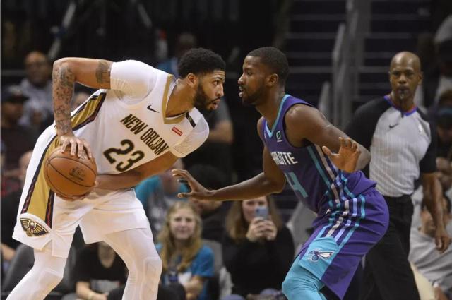 与这位球员 与这位球员